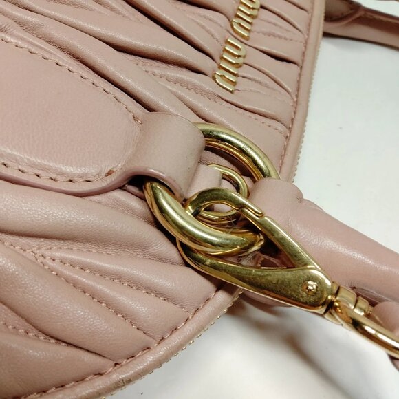 Authentic Miu Miu Matelasse Pink Leather Hand Bag mon780-111025 - Picture 9 of 16